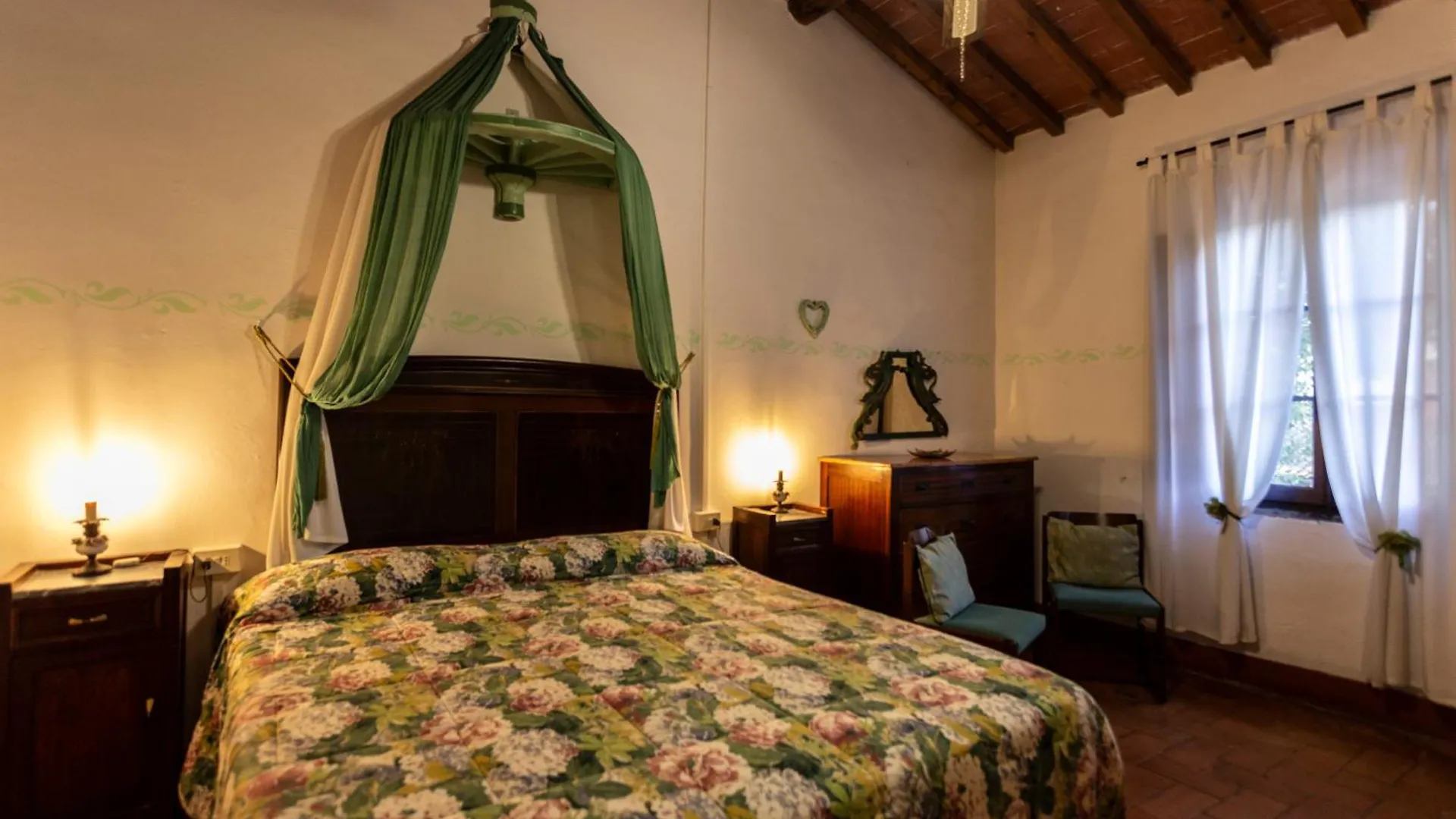 Farm stay Agriturismo Girasole Villa Gambassi Terme Italy
